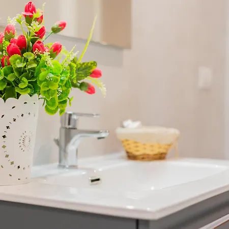 Апартаменты Rovi Garden House Бари