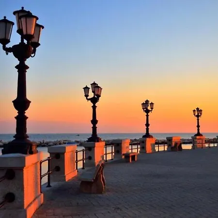 Rovi Garden House Апартаменты Бари